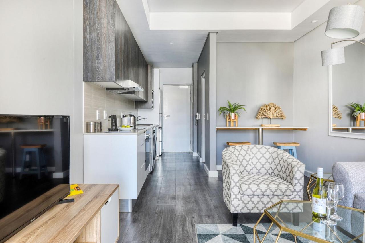 Backup-Power Mountain View Trendy Apartment Cape Town Bagian luar foto