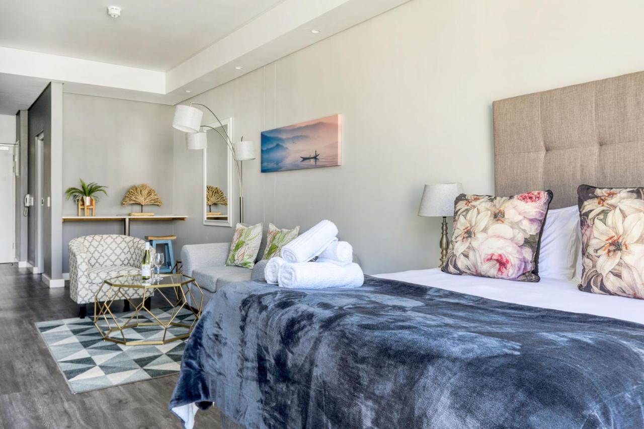 Backup-Power Mountain View Trendy Apartment Cape Town Bagian luar foto